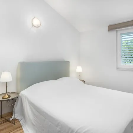 Terraced New 2025 بيت للعطل