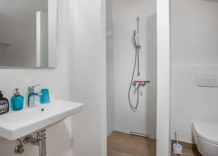 Terraced New 2025 Tatil Evi Barbat na Rabu