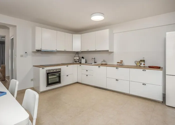 Tatil Evi Terraced New 2025 Barbat na Rabu