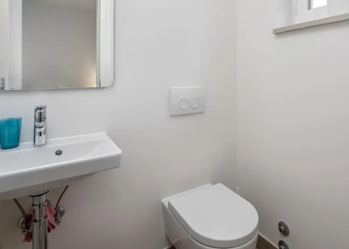 Terraced New 2025 Barbat na Rabu