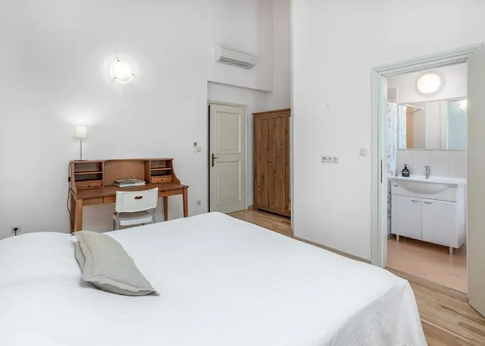 Terraced New 2025 * Barbat na Rabu